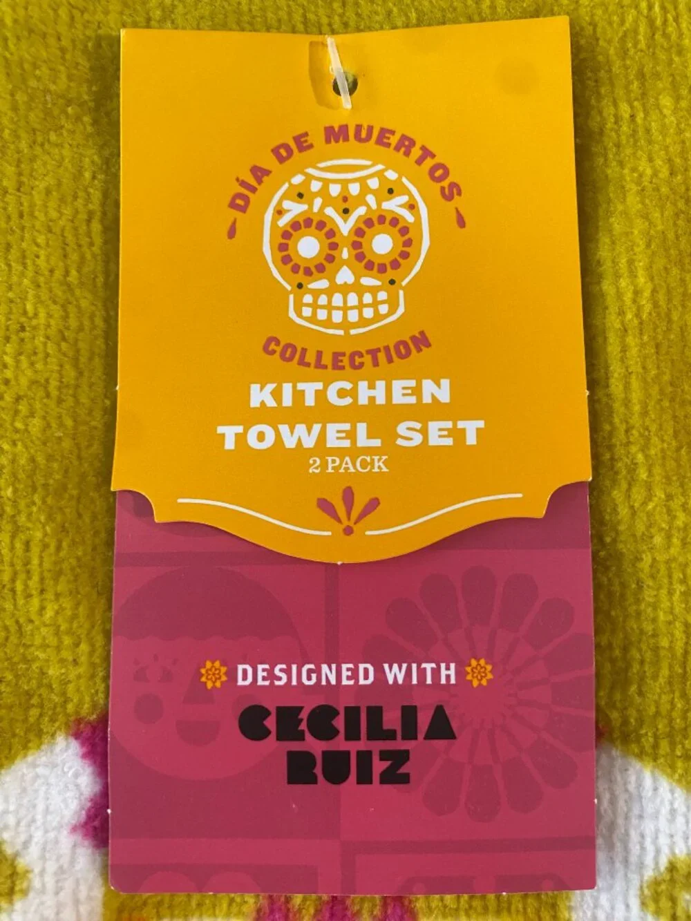 Target Dia de Muertos Cecilia Ruiz Kitchen Towel Set Chartreuse Sugar Skull NWT